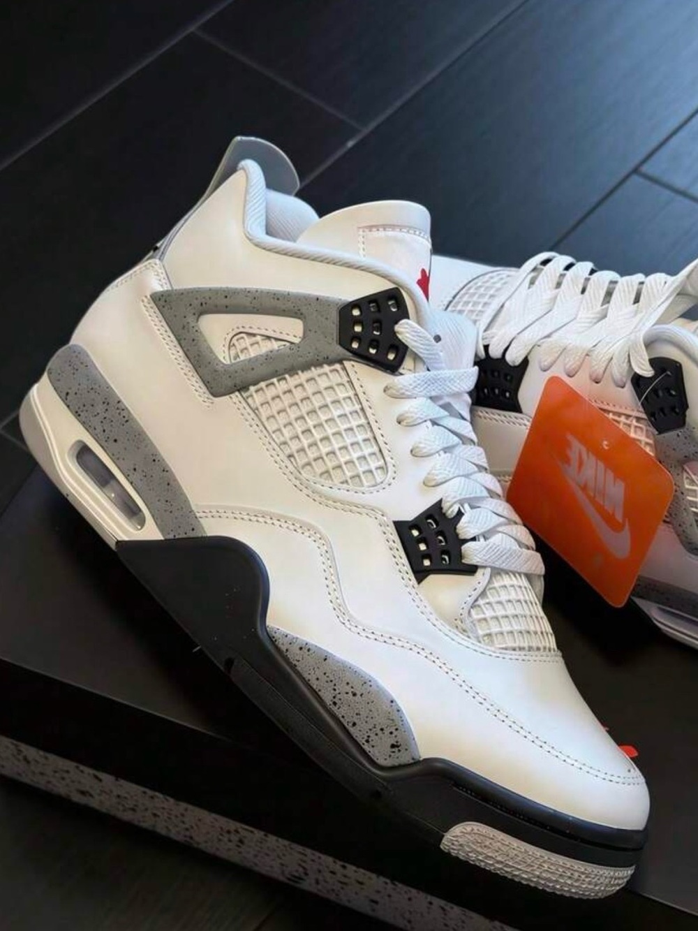 Jordan Men's White and Gray Retro Basketball Sneakers